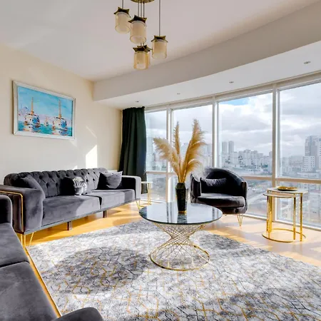 Appartement With View Near Mall Of Istambul